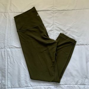 Lululemon align crop